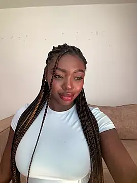 alissradiante1 online show from 02.28.26