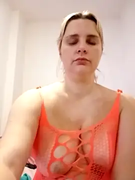 JessicaItalia online show from 11.15.25