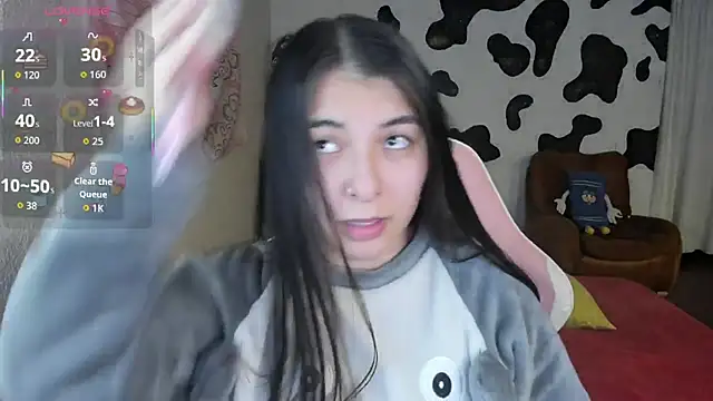 Snapshot of abbie_jensen_ chatting on 10.29.25 abbie jensen online show from 10.29.25