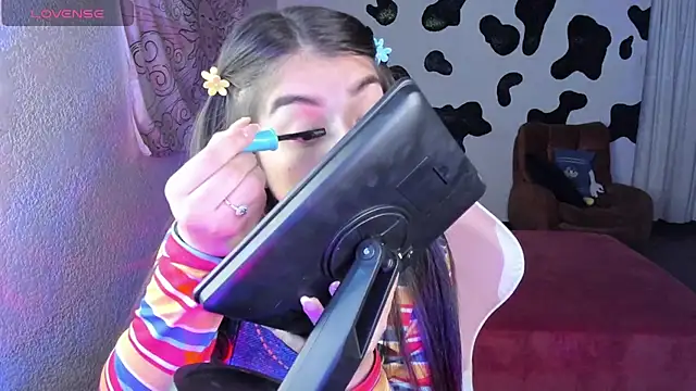 Snapshot of abbie_jensen_ chatting on 10.31.25 abbie jensen online show from 10.31.25