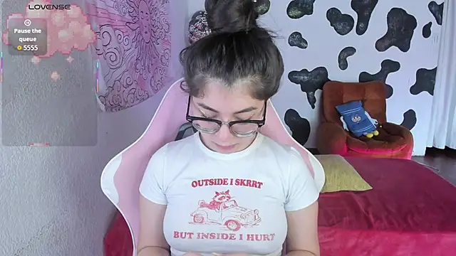 Snapshot of abbie_jensen_ chatting on 11.06.25 abbie jensen online show from 11.06.25