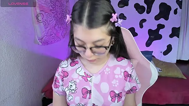 Snapshot of abbie_jensen_ chatting on 11.14.25 abbie jensen online show from 11.14.25