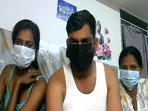 Snapshot of Tamil_india_couples_ chatting on 02.18.26 Tamil india couples online show from 02.18.26