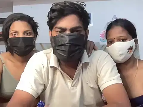 Snapshot of Tamil_india_couples_ chatting on 05.18.26 Tamil india couples online show from 05.18.26
