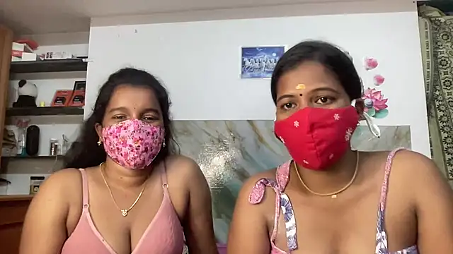 Snapshot of Tamil_india_couples_ chatting on 06.20.26 Tamil india couples online show from 06.20.26