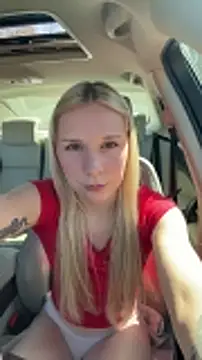 Snapshot of SabrinaRosed chatting on 04.20.26 SabrinaRosed online show from 04.20.26