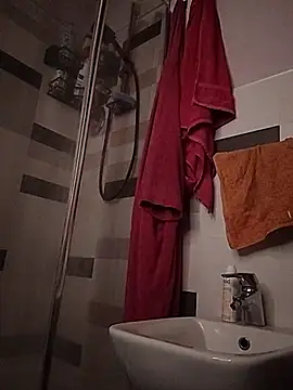 h4cMorganaEvelynn online show from 11.18.25