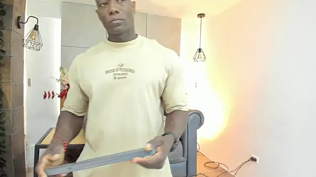 Snapshot of MarcusBlack_ chatting on 08.04.26 MarcusBlack online show from 08.04.26