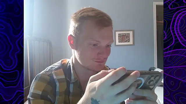 Snapshot of lustylyndon chatting on 09.09.25 lustylyndon online show from 09.09.25