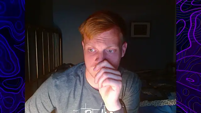 Snapshot of lustylyndon chatting on 10.25.25 lustylyndon online show from 10.25.25