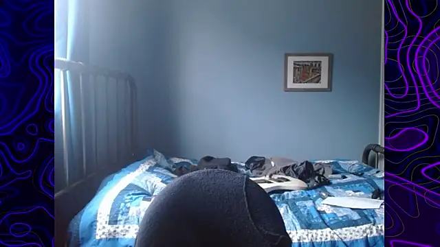 Snapshot of lustylyndon chatting on 10.27.25 lustylyndon online show from 10.27.25