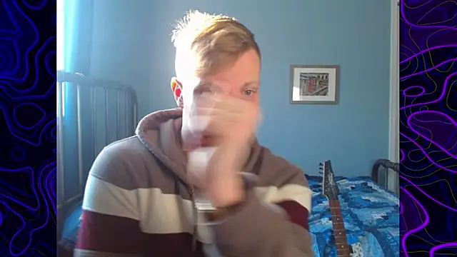 Snapshot of lustylyndon chatting on 02.12.26 lustylyndon online show from 02.12.26