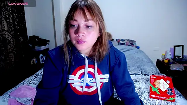 Snapshot of Violet_Bosh chatting on 11.20.25 Violet Bosh online show from 11.20.25