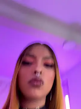 AnnahiBaker online show from 01.07.26