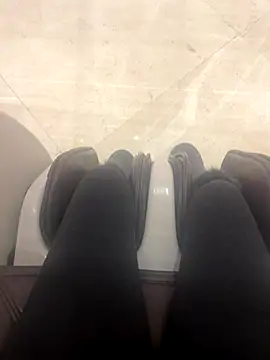 xiaoyuan01 online show from 12.22.25