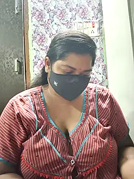 Liyaa 24 online show from 04.12.26