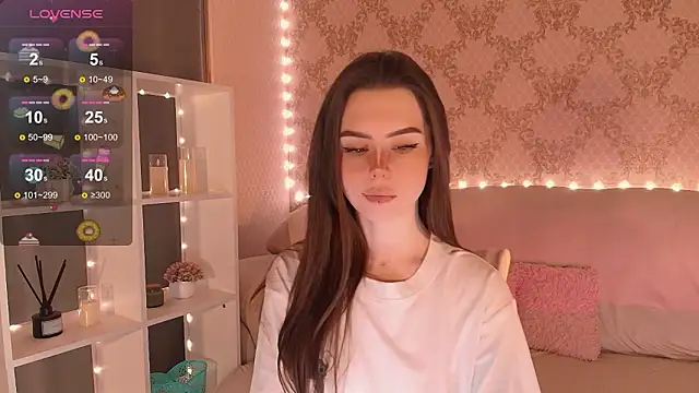 Snapshot of HolyMiax chatting on 02.18.26 HolyMiax online show from 02.18.26