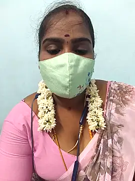 Snapshot of Tamil_riyalini12 chatting on 06.19.26 Tamil riyalini12 online show from 06.19.26