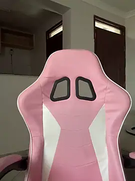 Lil-shawrie online show from 10.03.25