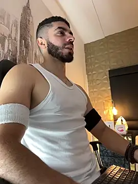 AxelThompson  online show from 10.04.25