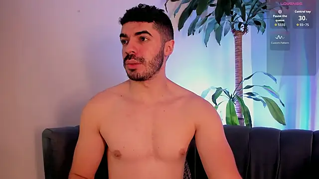 AxelThompson  online show from 12.21.25