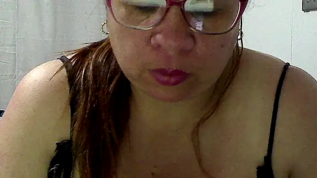 Snapshot of luciana69hot chatting on 05.21.26 luciana69hot online show from 05.21.26