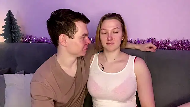 julielourens online show from 12.19.25