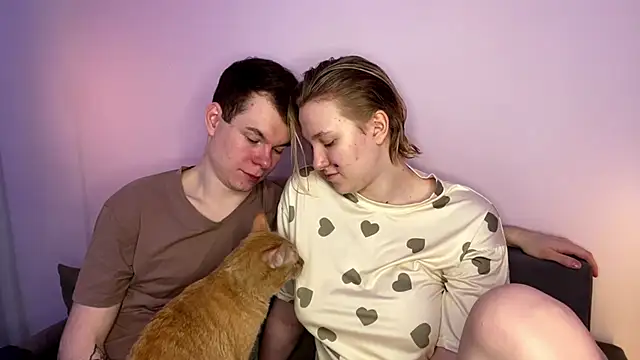 julielourens online show from 02.13.26