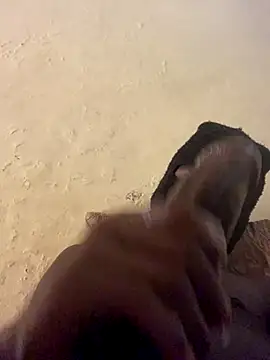 Snapshot of xgeee chatting on 10.14.25 xgeee online show from 10.14.25