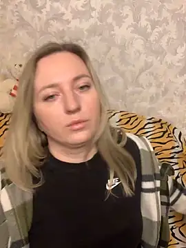 Snapshot of hotsteacher chatting on 03.24.26 hotsteacher online show from 03.24.26