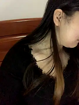 xialuo25 online show from 11.19.25