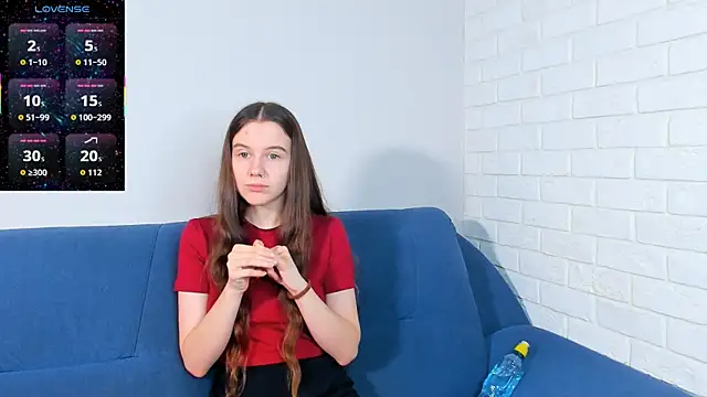 Snapshot of LucettaAdy chatting on 11.08.25 LucettaAdy online show from 11.08.25