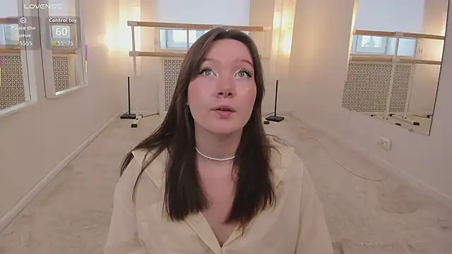 Ash Hasmy online show from 09.14.25