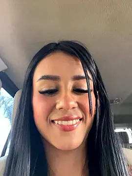 Juliana Xander online show from 12.03.25