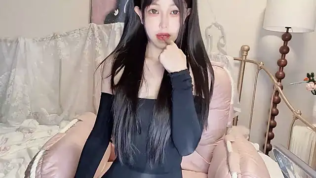 kiraa-0051 online show from 09.20.25