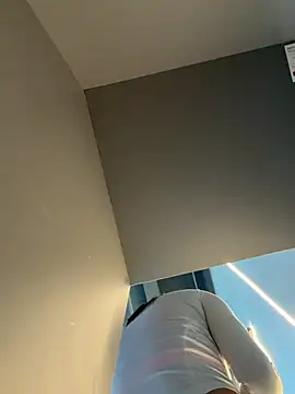 Ninazhang online show from 03.20.26