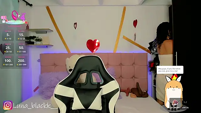 Luna blackk online show from 02.21.26