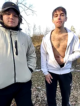 Snapshot of elliot_scott chatting on 10.19.25 elliot scott online show from 10.19.25