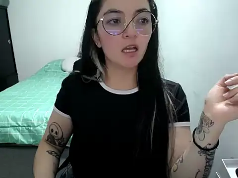 Snapshot of Came-II chatting on 01.16.26 Came-II online show from 01.16.26