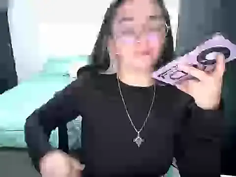 Snapshot of Came-II chatting on 01.17.26 Came-II online show from 01.17.26