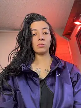 Snapshot of SALOME_KORLAND chatting on 04.19.26 SALOME KORLAND online show from 04.19.26