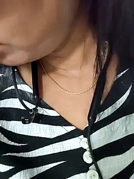 Snapshot of sesiteluguammayi chatting on 09.17.25 sesiteluguammayi online show from 09.17.25