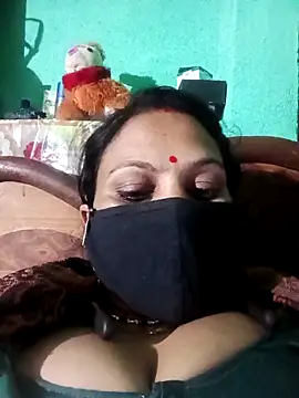 Snapshot of SHWETA1180 chatting on 01.14.26 SHWETA1180 online show from 01.14.26