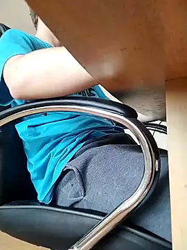 Milo 100 online show from 04.11.26