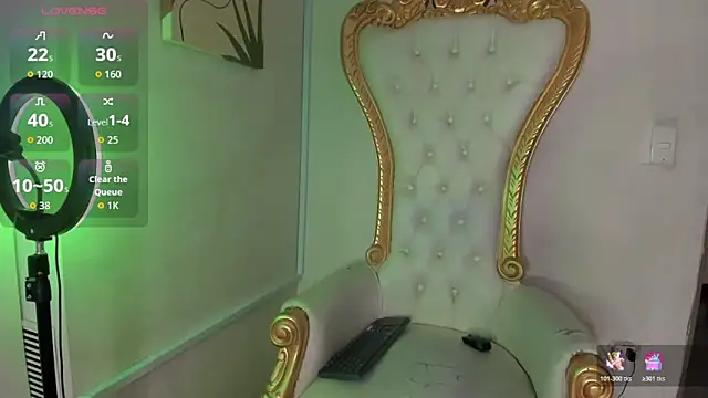Sweet Lucyy online show from 10.22.25