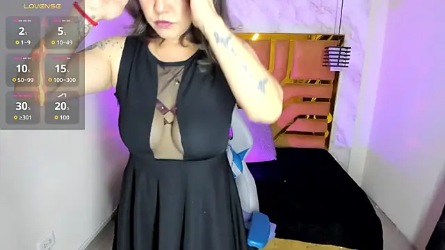 Snapshot of Luciifeer_ chatting on 05.21.26 Luciifeer online show from 05.21.26
