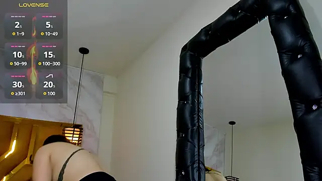 Snapshot of Luciifeer_ chatting on 06.06.26 Luciifeer online show from 06.06.26