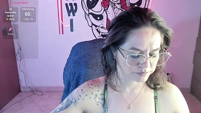 Snapshot of Luciifeer_ chatting on 07.14.26 Luciifeer online show from 07.14.26