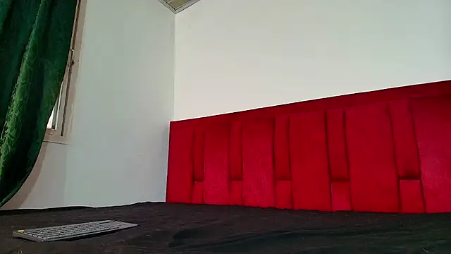 Emma Valencia 001 online show from 02.01.26