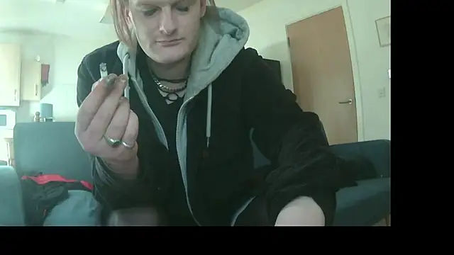 Snapshot of avamaxwell chatting on 04.03.26 avamaxwell online show from 04.03.26